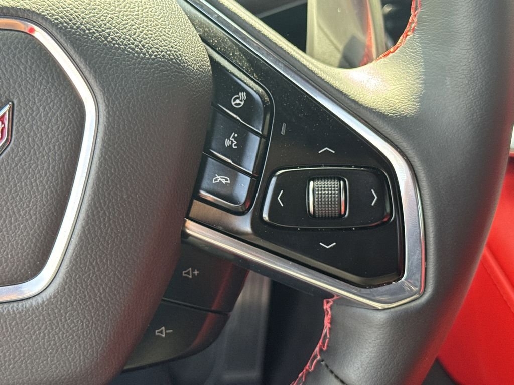 Used 2022 Red Chevrolet Stingray image 21