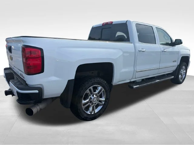 Used 2015 SUMMIT WHITE Chevrolet High Country image 7