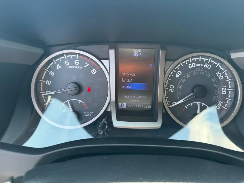 Used 2018 Magnetic Gray Met Toyota SR5 image 9