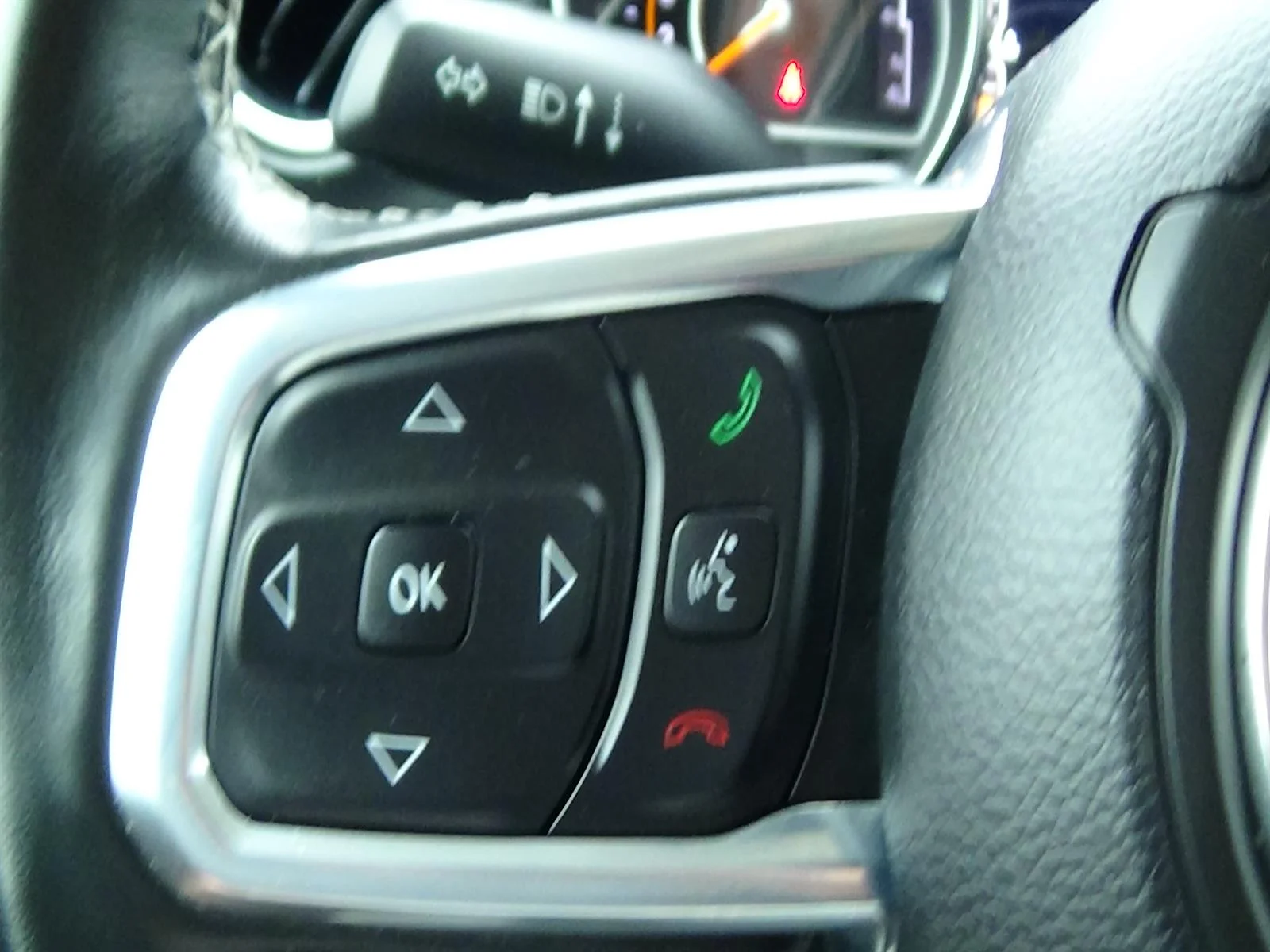 Used 2022 Black Clear Coat (px8) Jeep Overland image 22