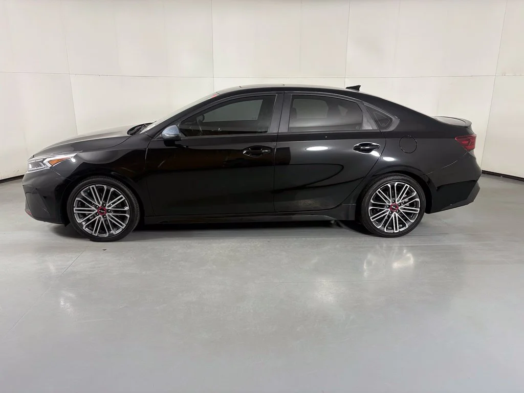Used 2023 Black Kia GT image 5