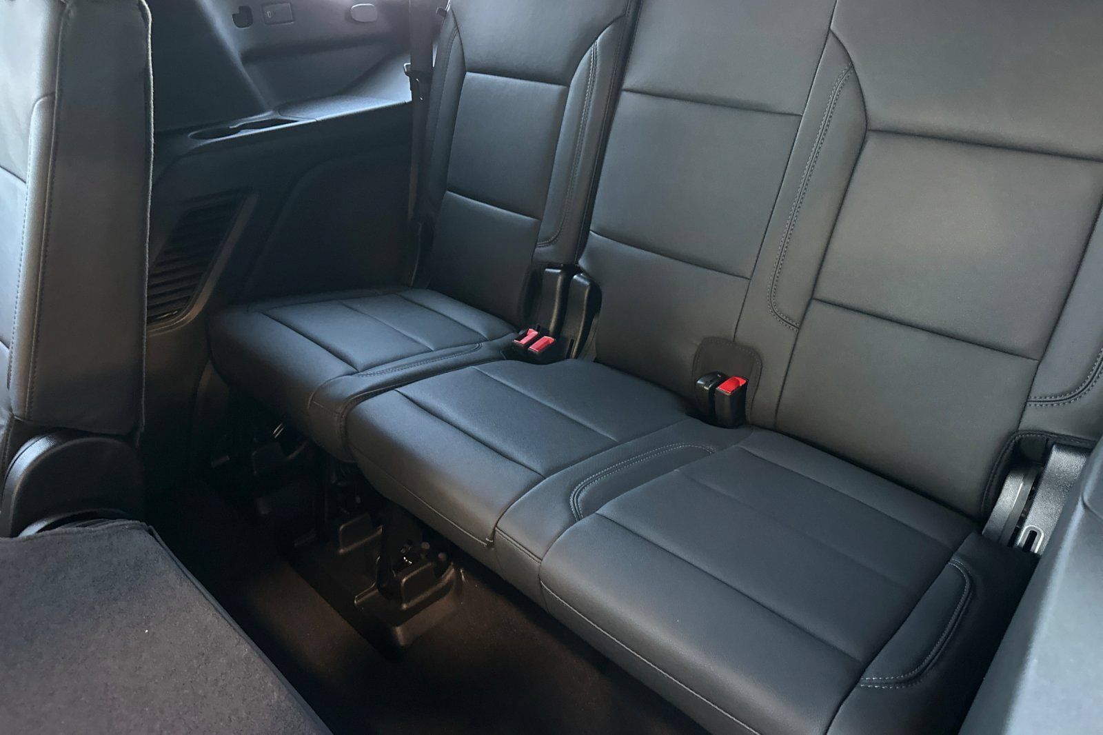 2026 Chevrolet Tahoe LT - Photo 15