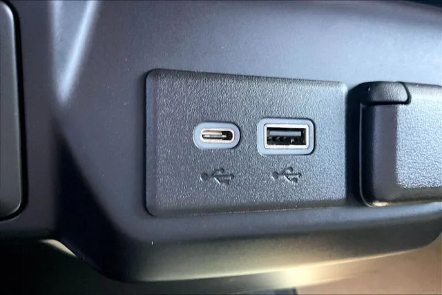 Used 2021 Gray Chevrolet LT image 26