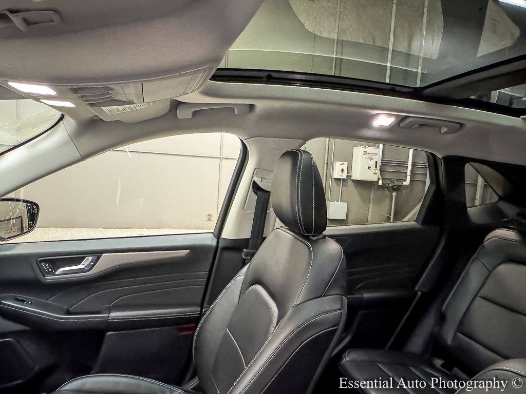 Used 2022 Red Metallic Ford SEL image 11