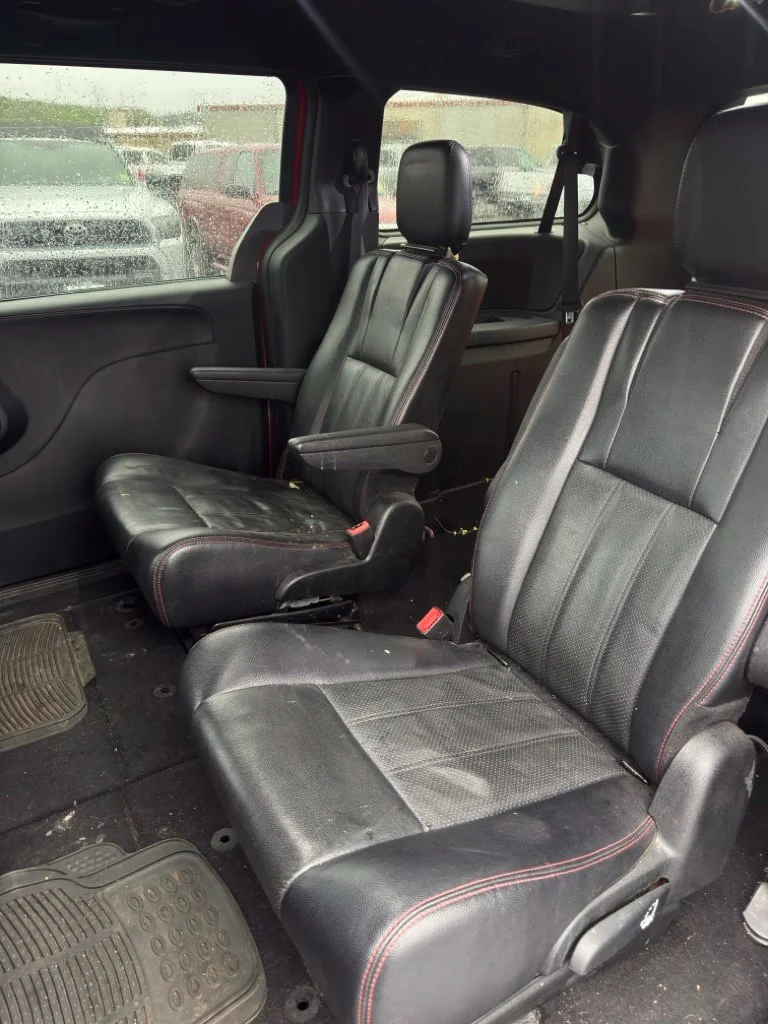 Used 2015 Red Dodge R/T image 9