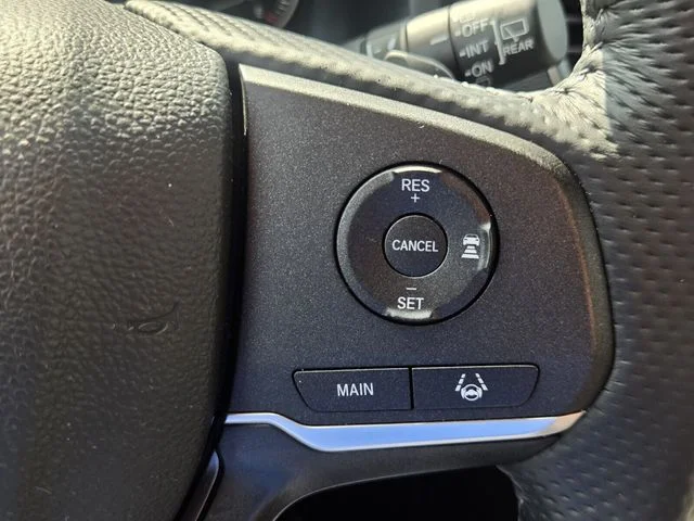 Used 2025  Honda EX-L image 25