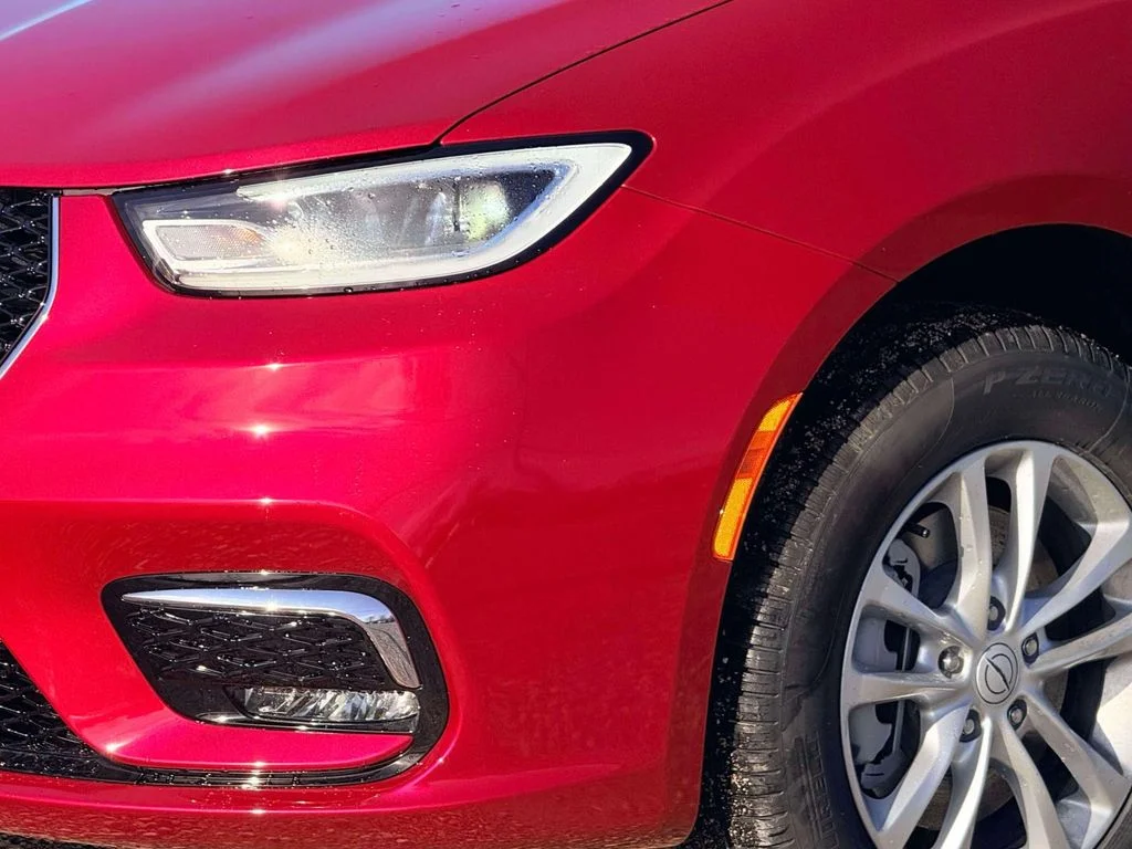 2026 Chrysler Pacifica Select - Photo 8