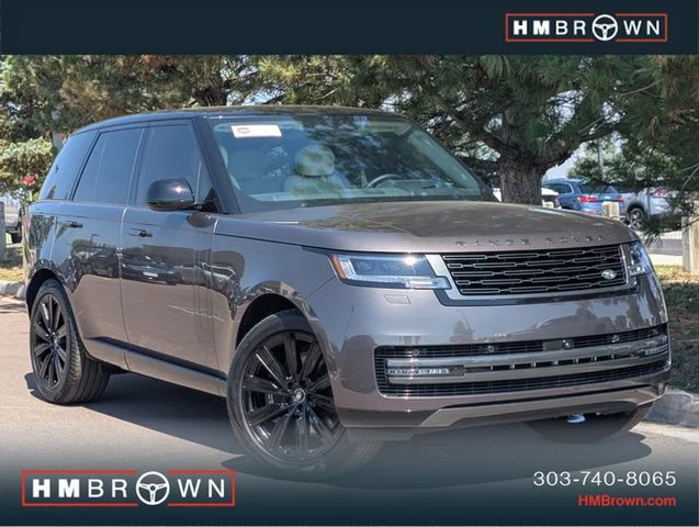 2025 Land Rover Range Rover SE