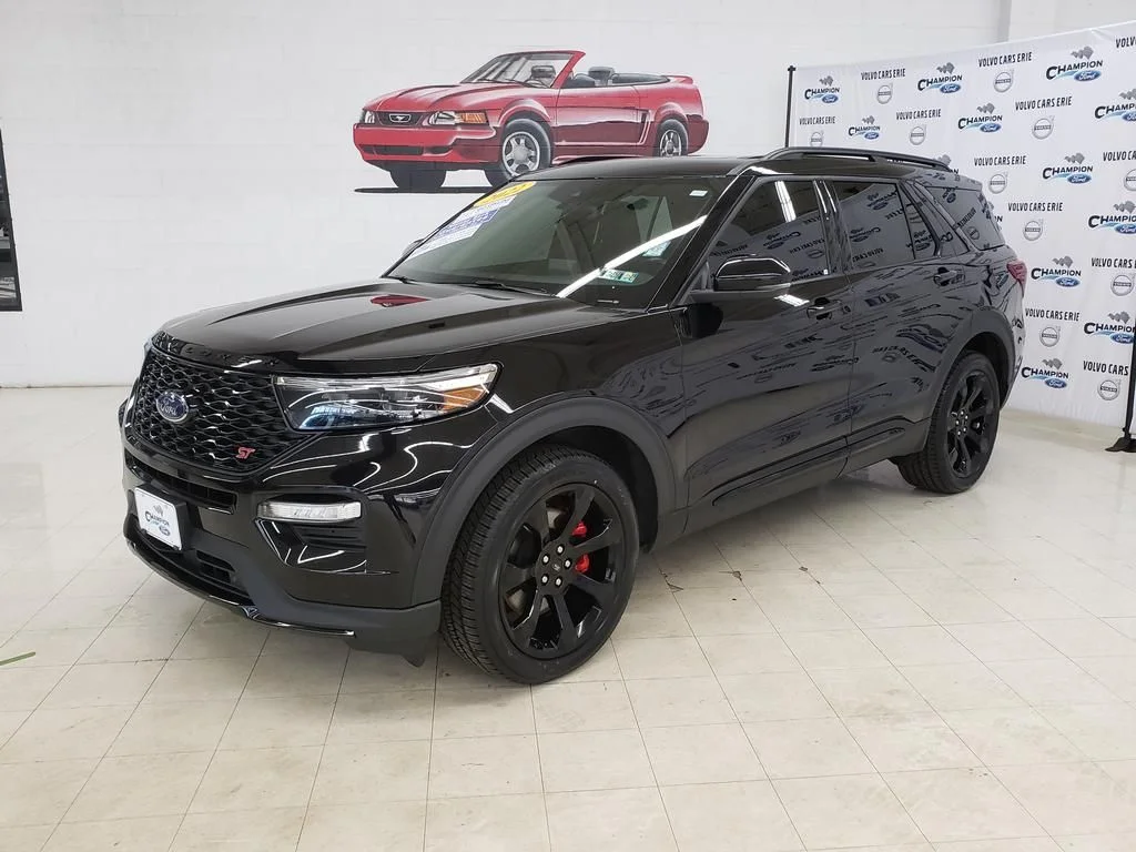 Certified Used 2022 Black Metallic Ford ST image 3