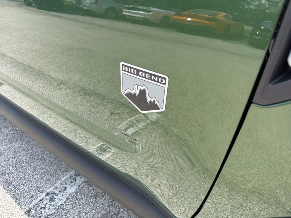 Used 2025 Green Ford Big Bend image 8
