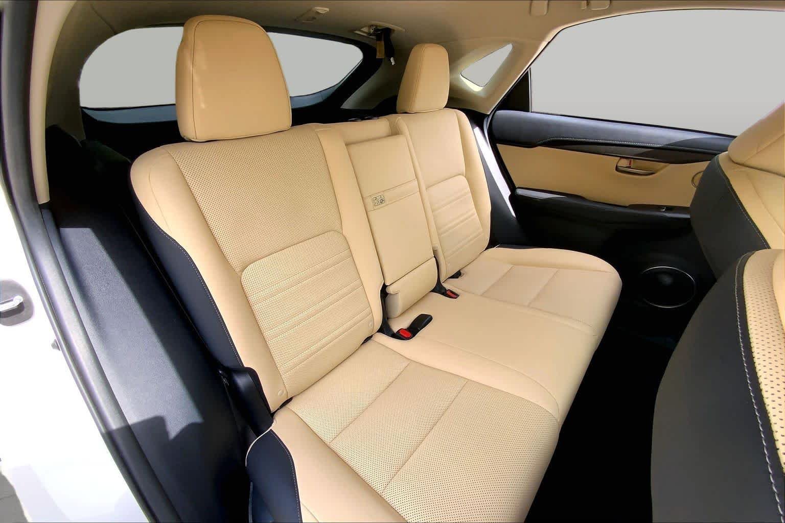 Used 2021 Eminent White Pearl Lexus  image 20