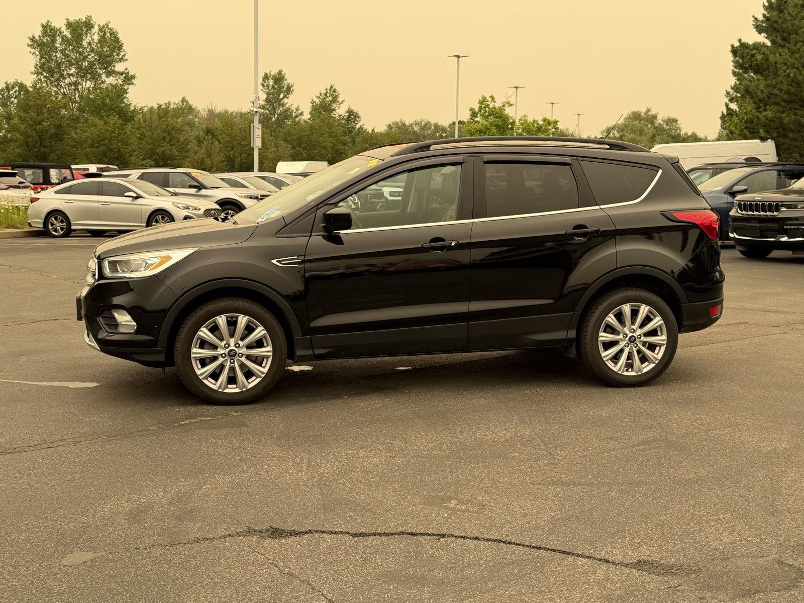 Used 2019 Agate Black Ford SEL image 4