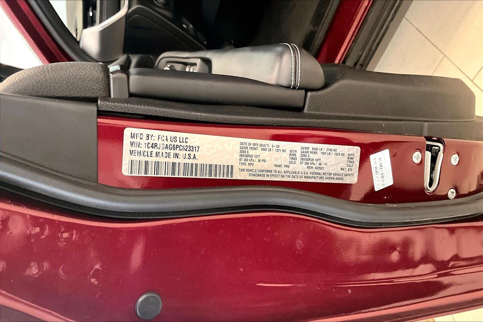 Used 2023 Velvet Red Pearlcoat Jeep Altitude image 31