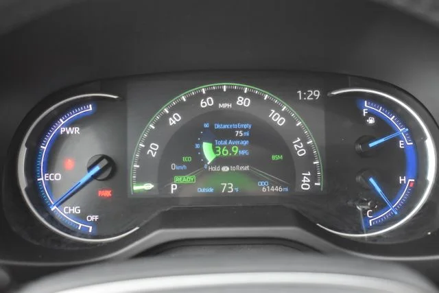 Used 2024 White Toyota XLE image 23