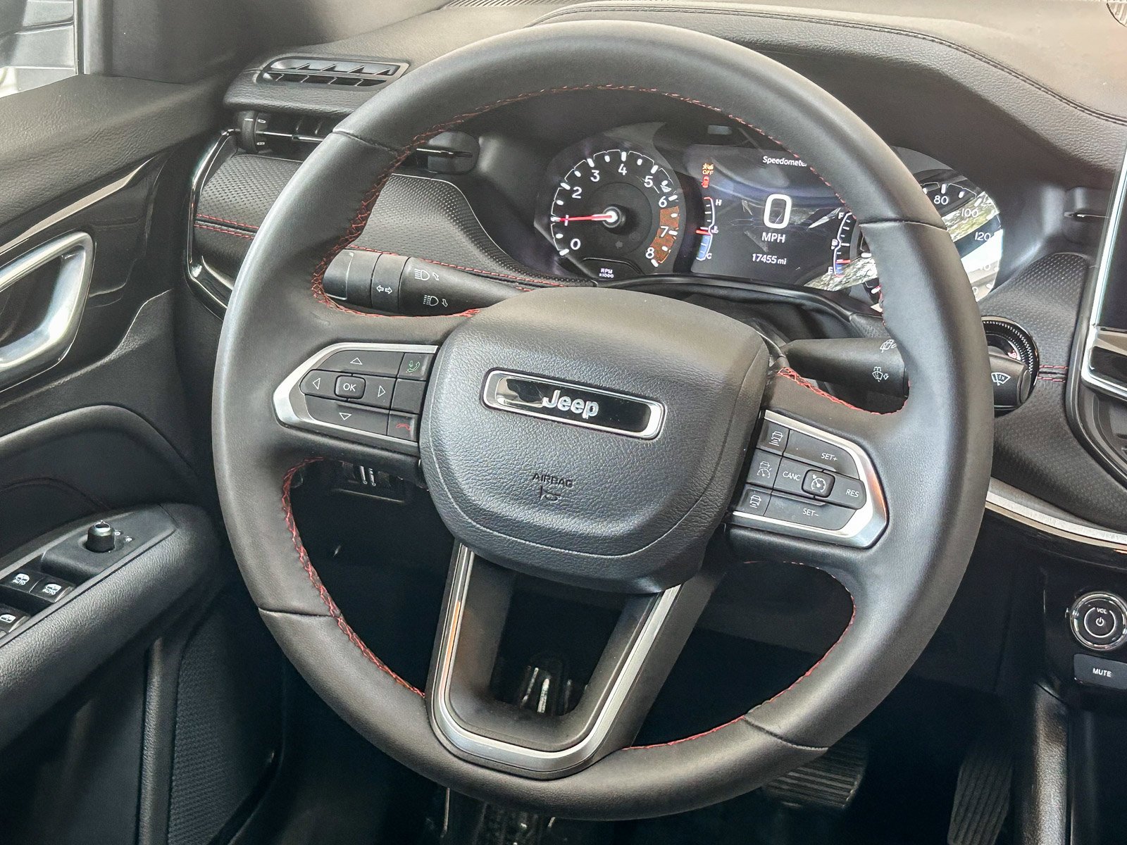 2025 Jeep Compass Trailhawk - Photo 15
