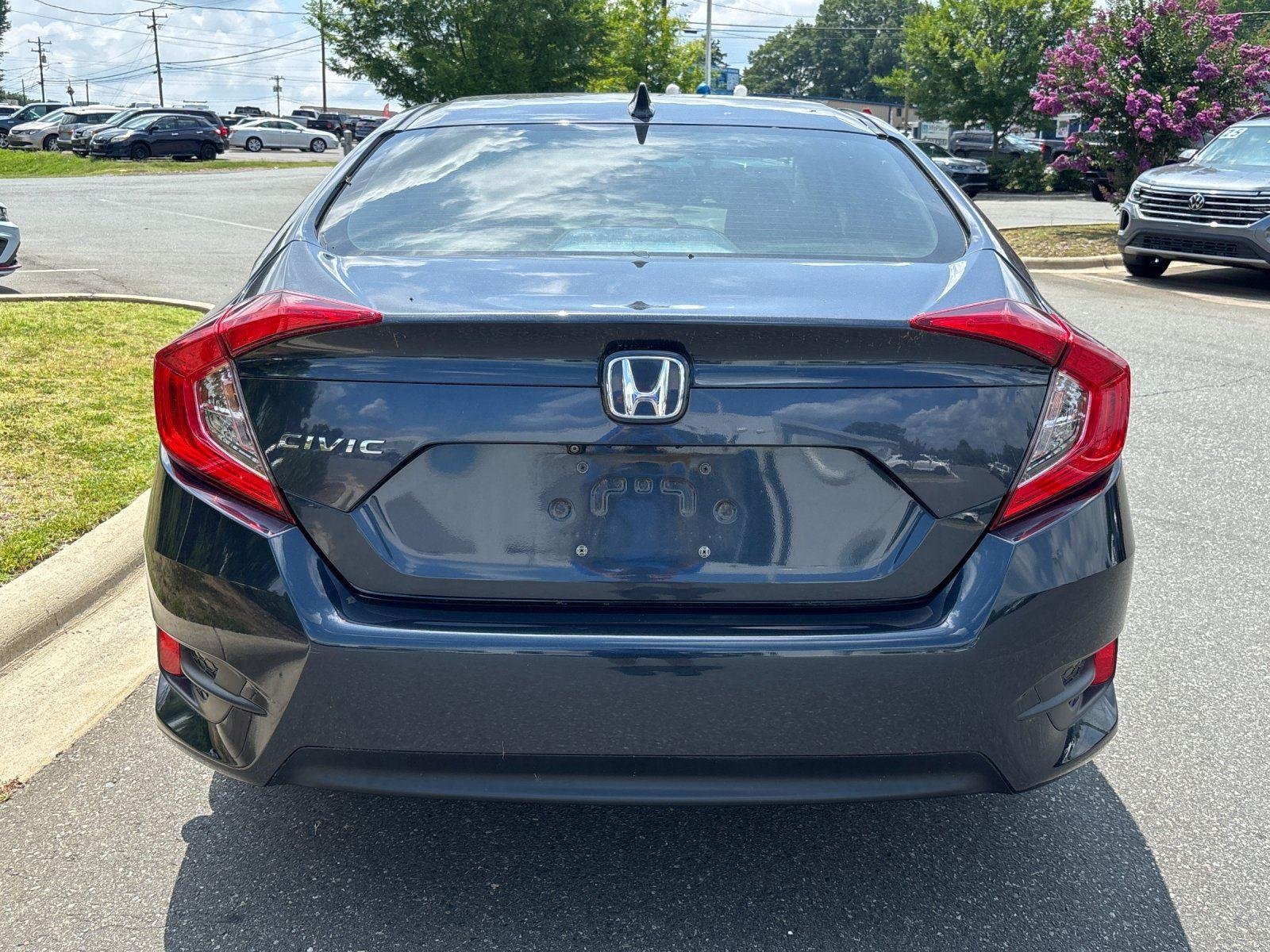 Used 2018 Cosmic Blue Metallic Honda EX image 4