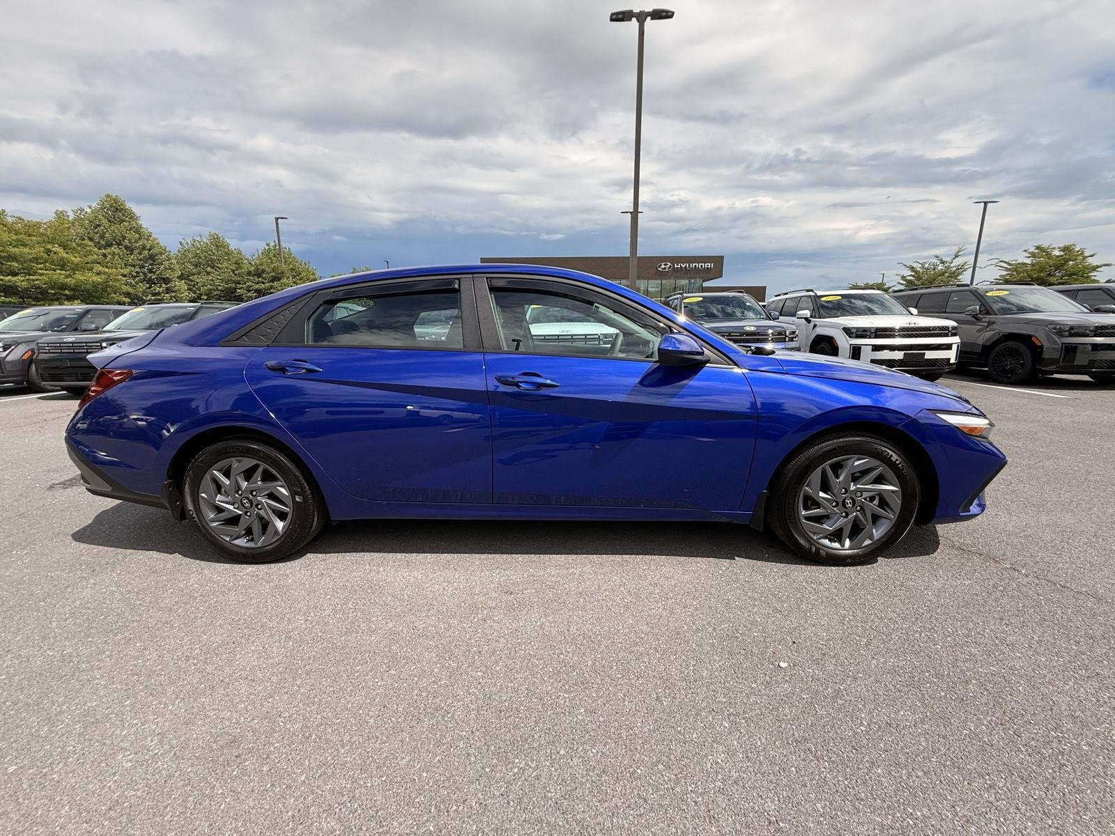 Used 2024 Intense Blue Hyundai SEL image 2