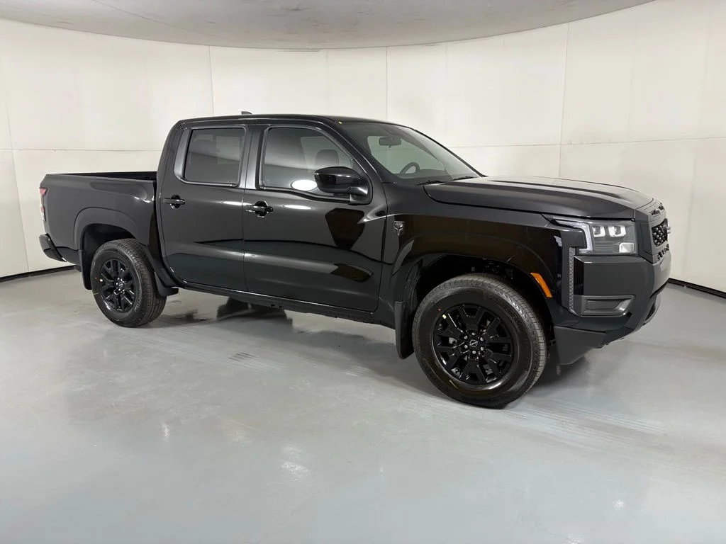 New 2026 Super Black Nissan Crew Cab SV image 9