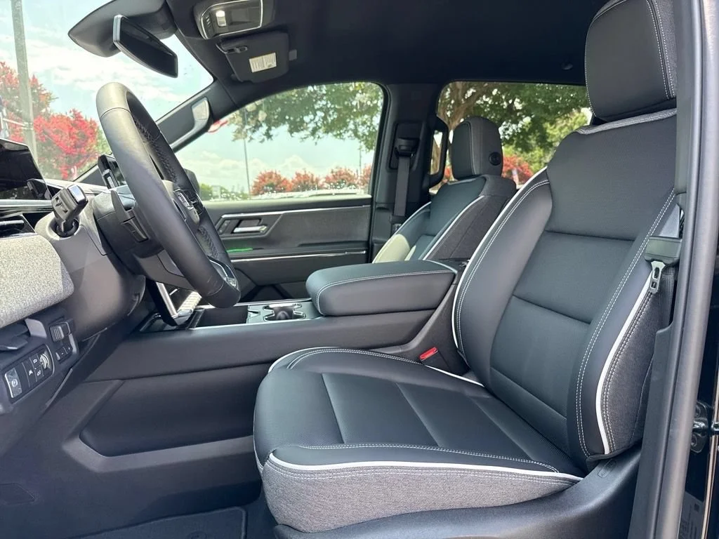 2026 GMC Sierra EV Elevation - Photo 19