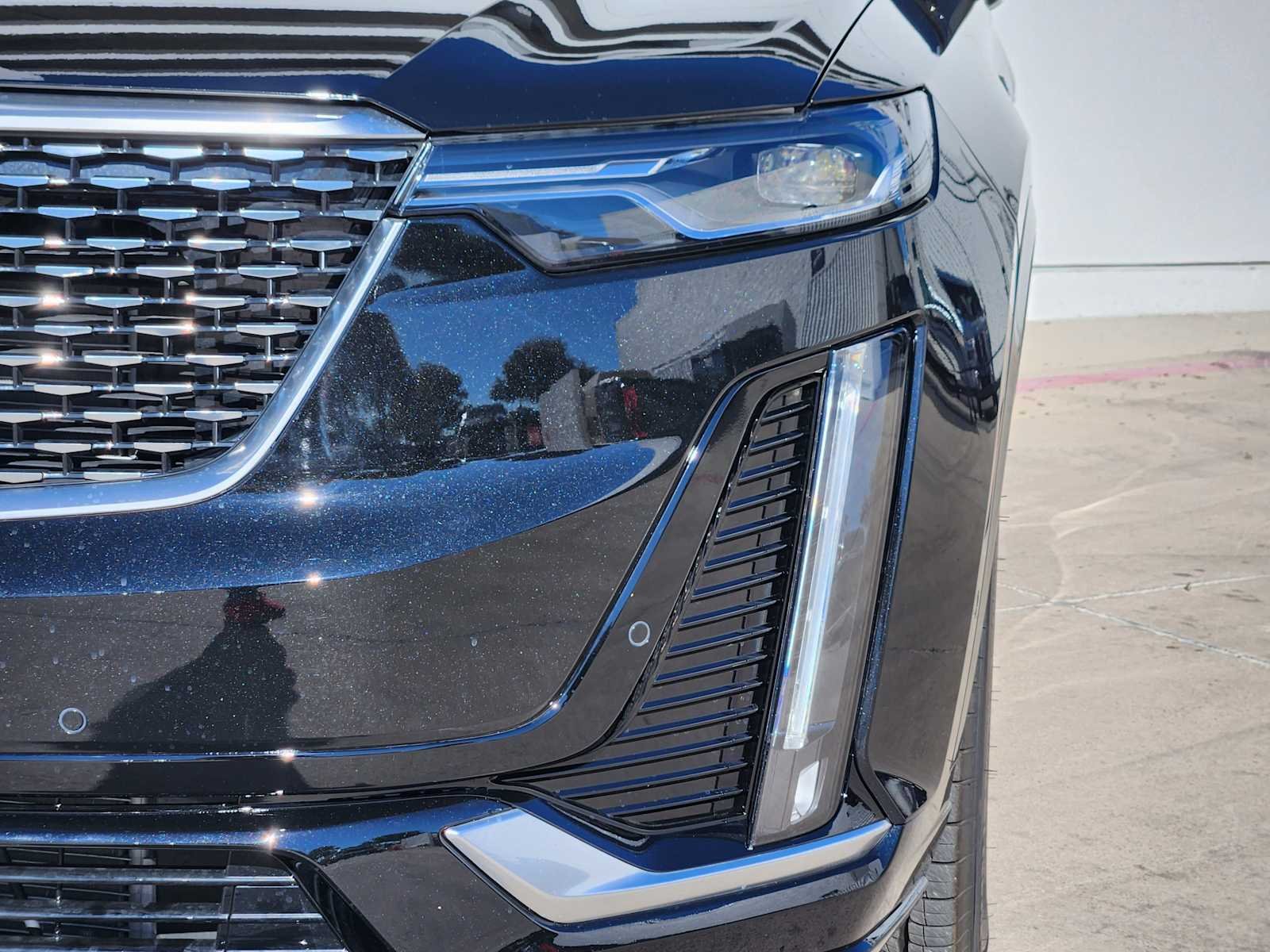 2025 Cadillac XT6 Premium Luxury - Photo 6