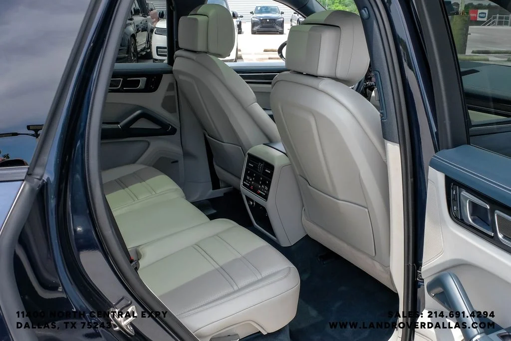 Used 2021 Moonlight Blue Metallic Porsche S image 40