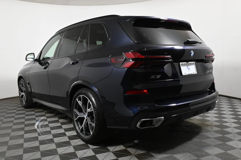 Used 2026 Black BMW xDrive50e image 5