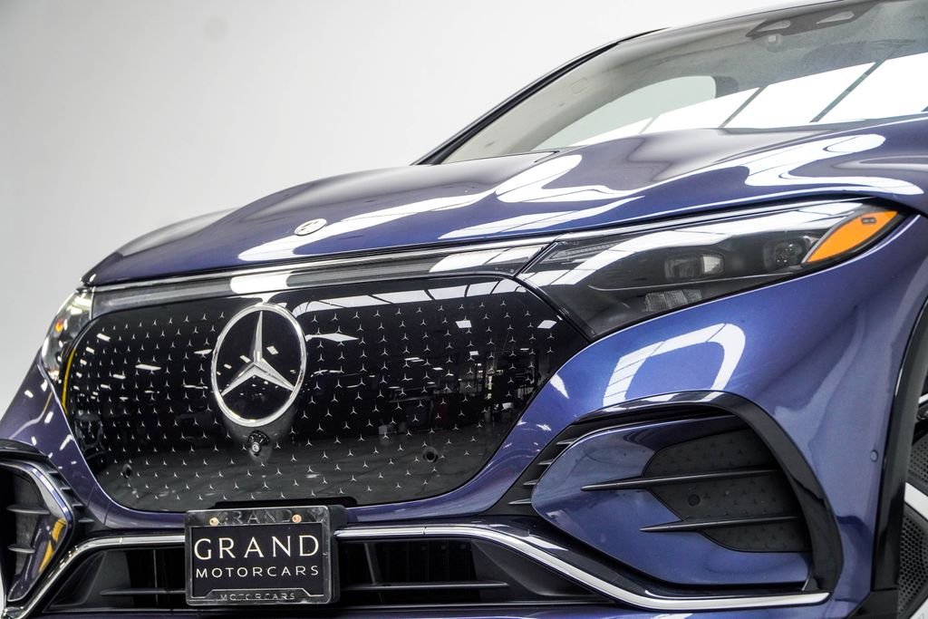 Used 2023 Blue Mercedes-Benz 450 image 2
