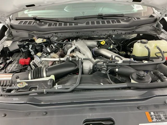 Certified Used 2025 White Ford Lariat image 33