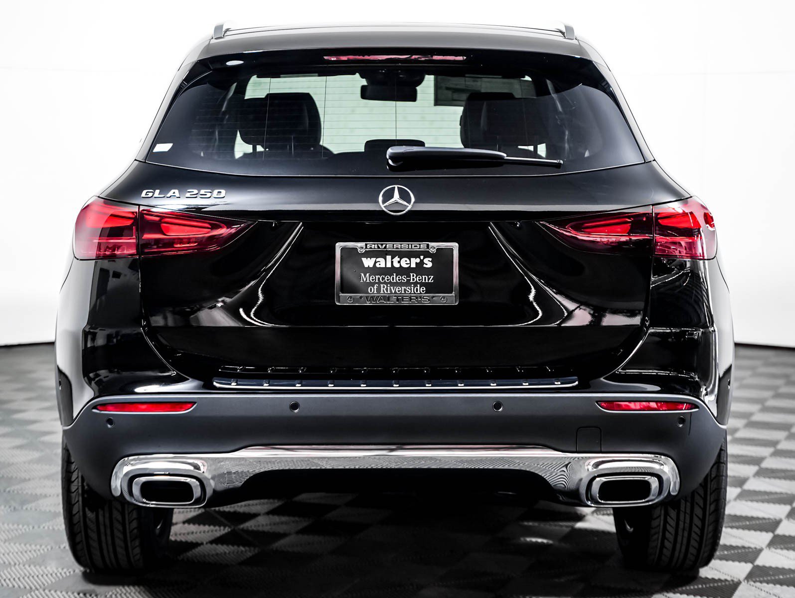 New 2026 Night Black Mercedes-Benz GLA 250 image 10