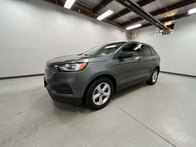 2023 Ford Edge SE