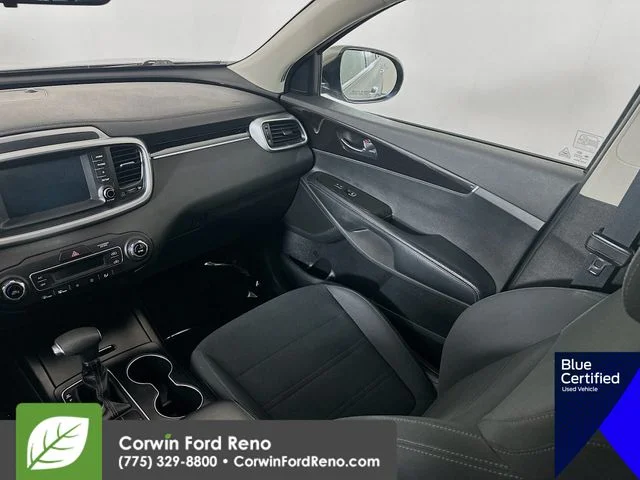 Certified Used 2019 Titanium Silver Kia LX image 25