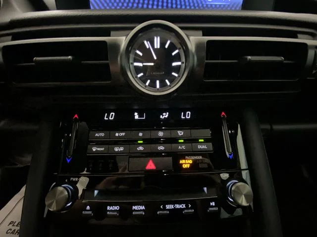 Used 2023 Red Lexus 300 image 18