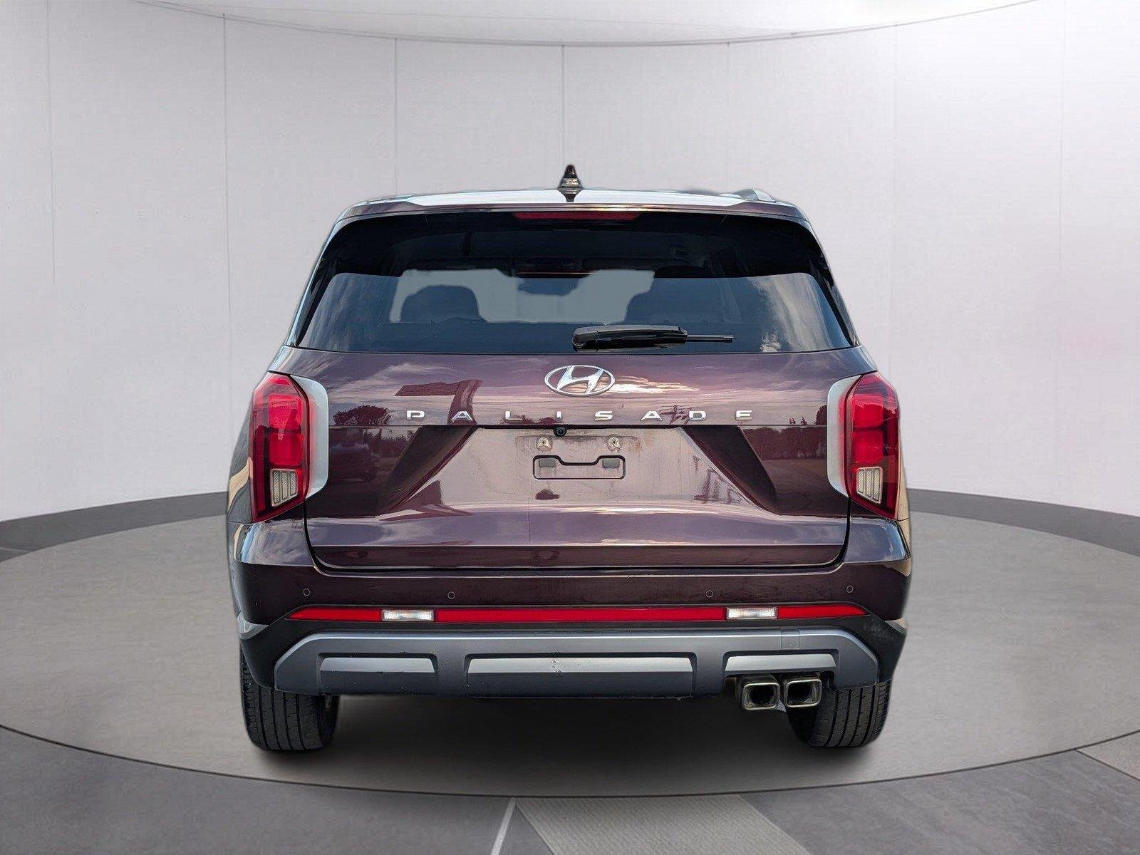 Used 2025 Sierra Burgundy Hyundai SEL image 4