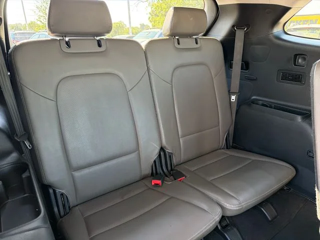 Used 2015  Hyundai Limited image 28
