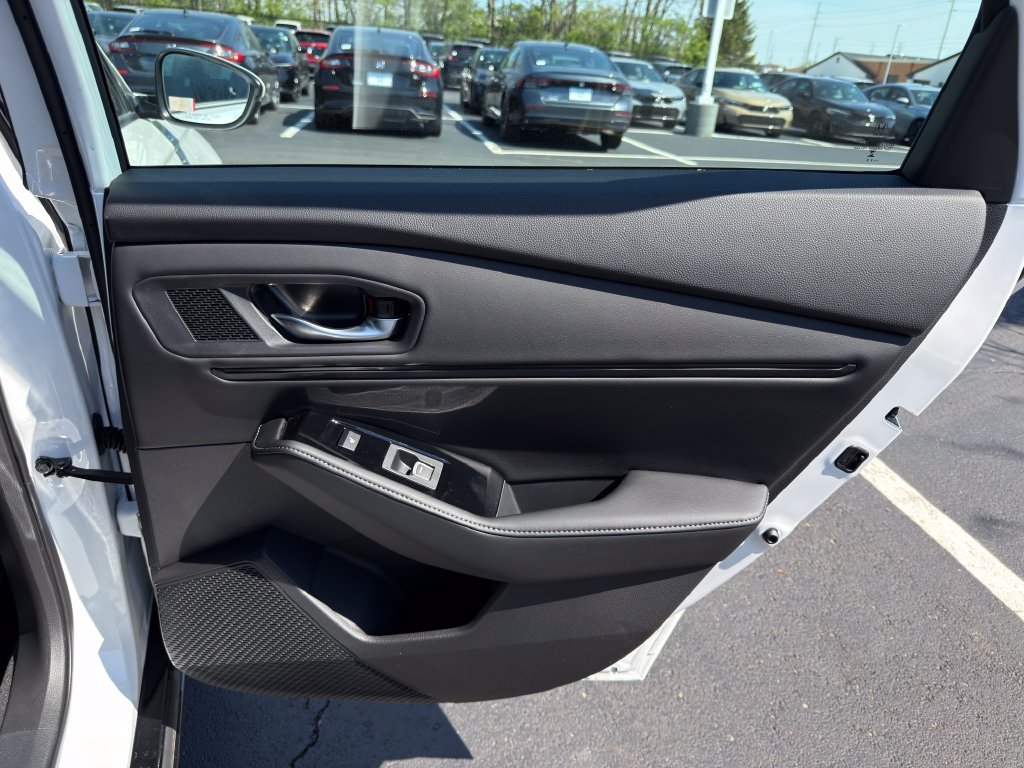 New 2026 Platinum White Pearl Honda Touring image 23