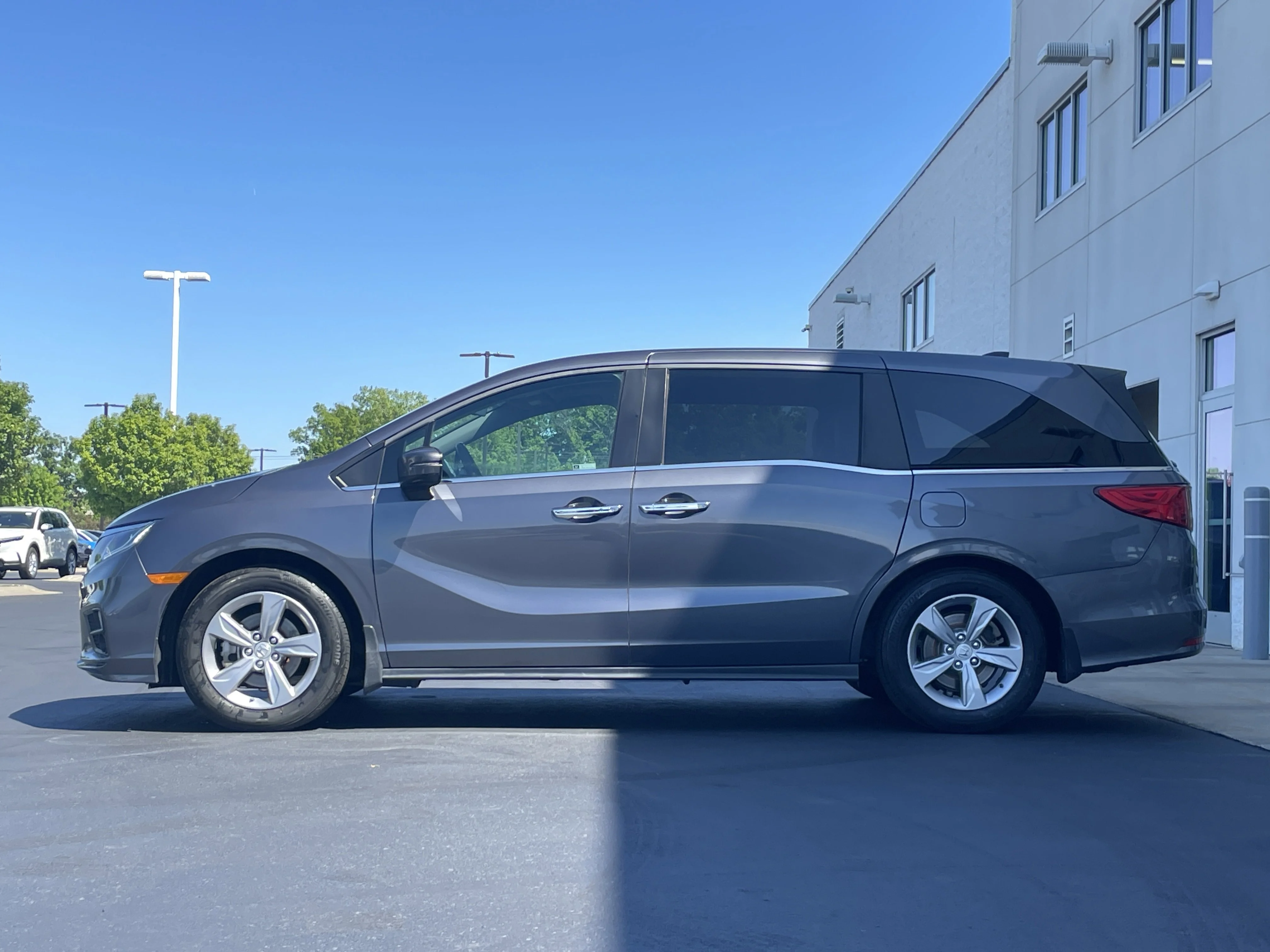 Certified Used 2018 Modern Steel Metallic Honda EX-L image 5