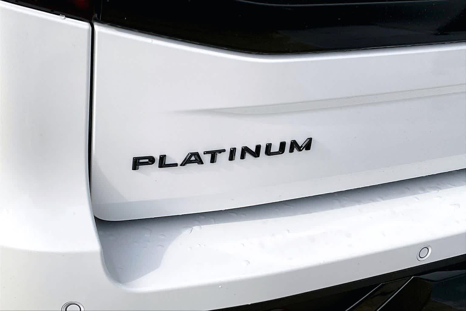 New 2026 Star White Metallic Tri-Coat Ford Platinum® image 13