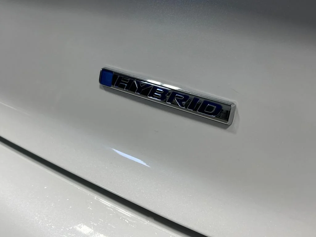 New 2026 Platinum White Pearl Honda EX-L image 5