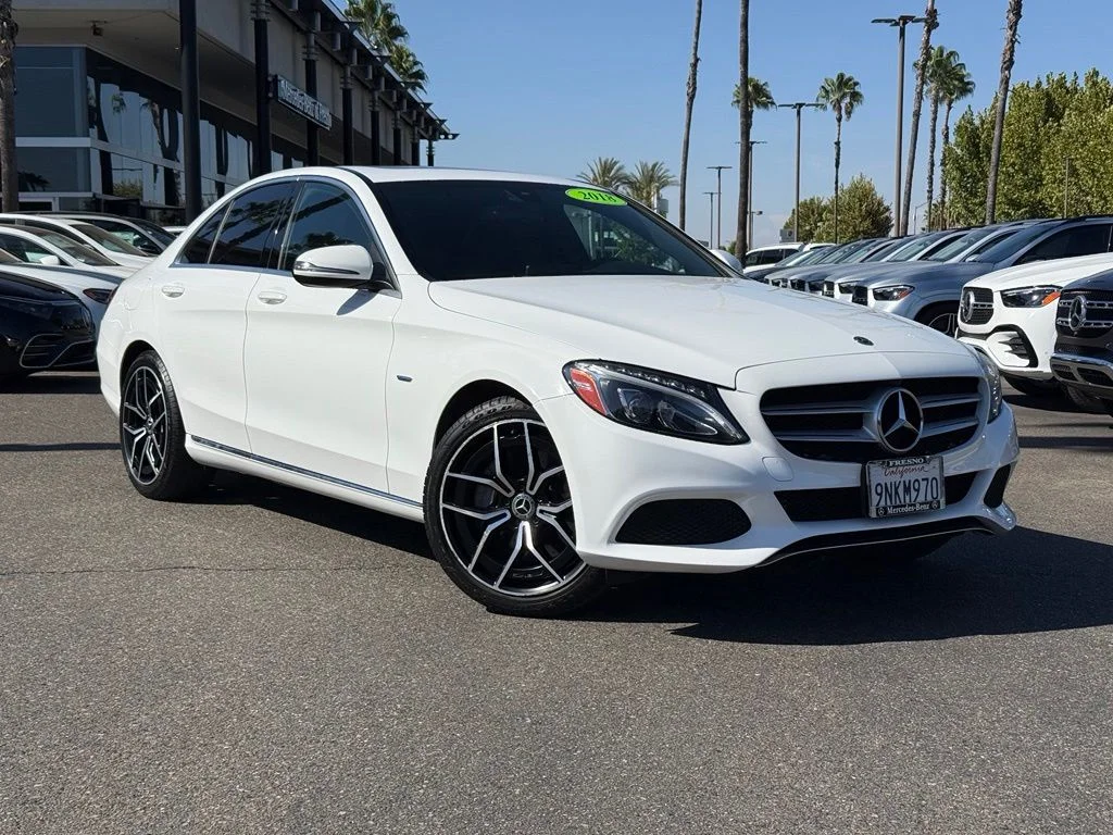 Used 2018  Mercedes-Benz C 350e image 1