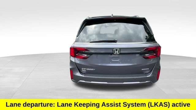 Used 2025 Modern Steel Metallic Honda TOURING image 42