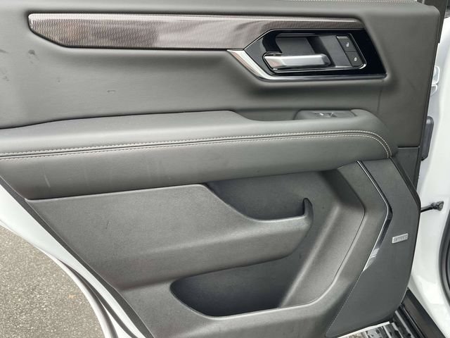 Used 2026 Summit White GMC Elevation image 6