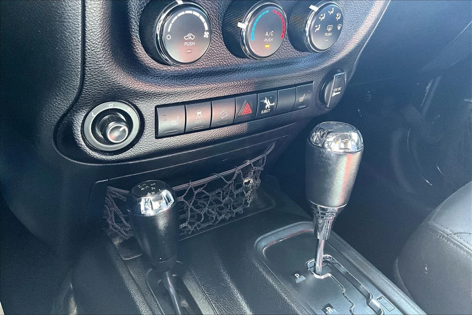 Used 2017 Black Jeep Unlimited Sport image 32
