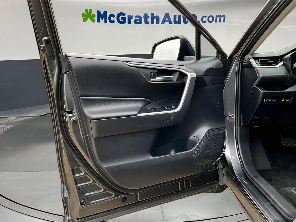 Certified Used 2019 Gray Toyota XLE image 23