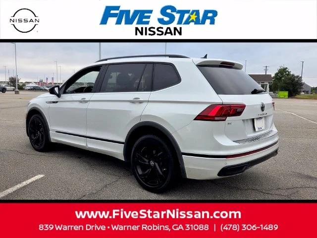 Used 2024 White Volkswagen 2.0T SE R-Line Black image 9