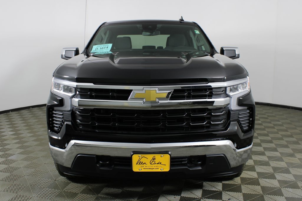 2026 Chevrolet Silverado 1500 LT - Photo 2