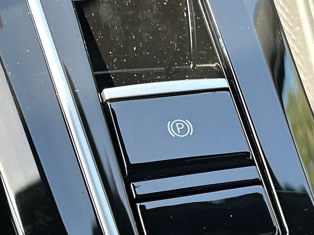 New 2026 Blue Volkswagen 2.0T image 46