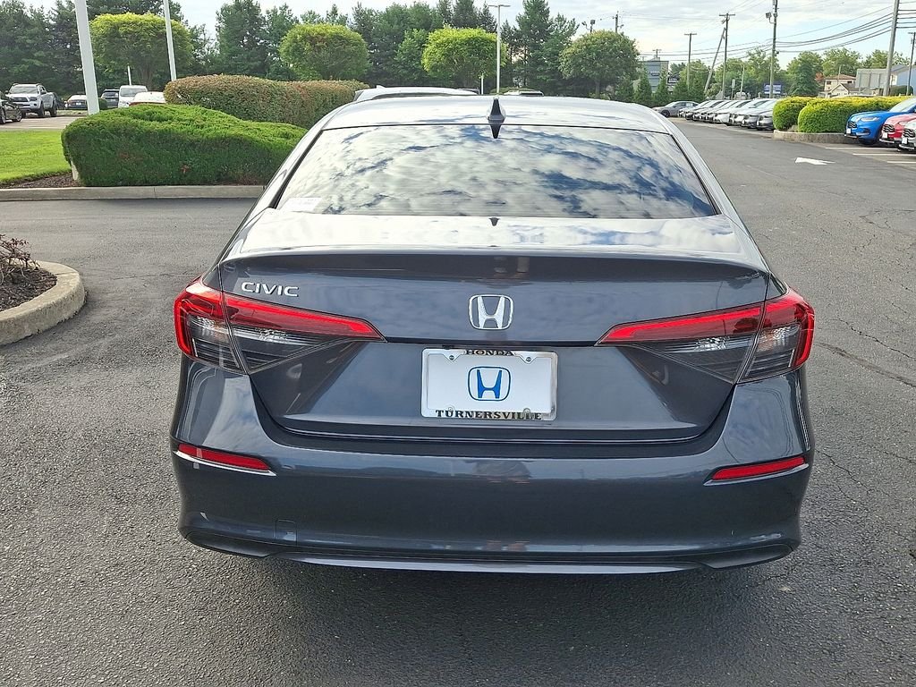 Certified Used 2022 Meteorite Gray Metallic Honda EX image 5