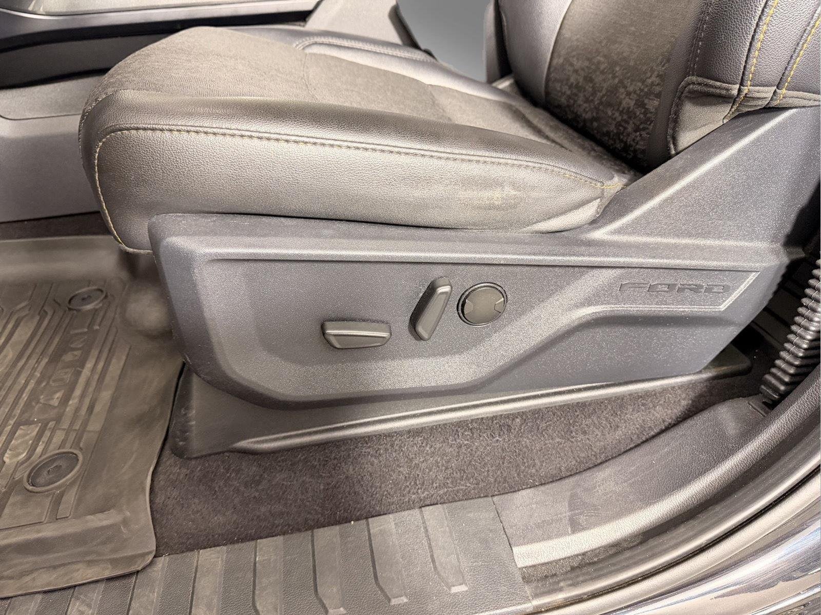 Used 2023 Agate Black FORD TREMOR image 13