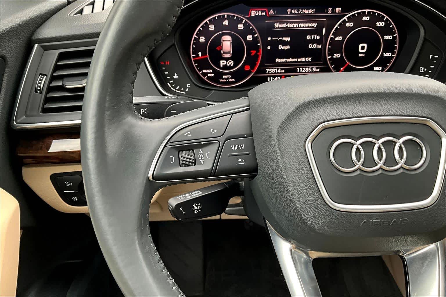 Used 2018 Navarra Blue Metallic Audi Premium Plus image 22