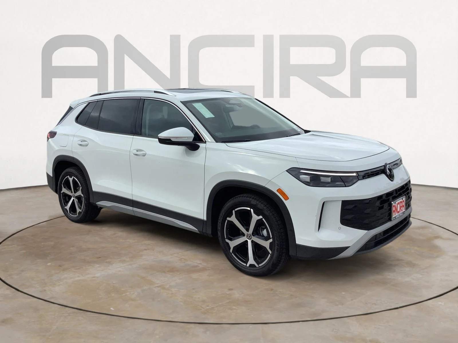 New 2026 PURE WHITE Volkswagen SE image 2